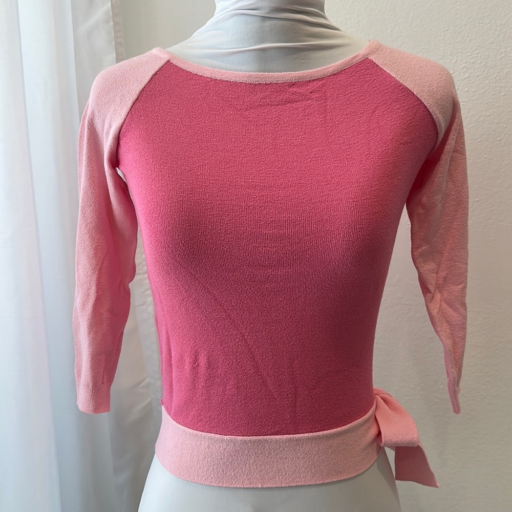 NWT Arden B Pink Sweater with cute tie on the bottom sz S
